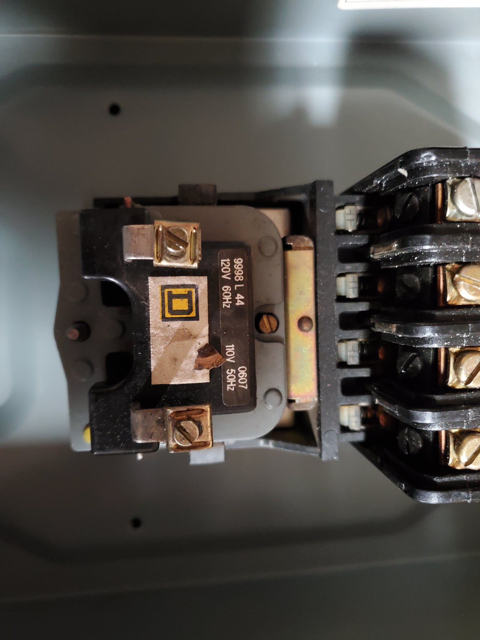 Square D Lighting Contactor 120/110 Coil Volt 50/60 Hz Cat# D -223N