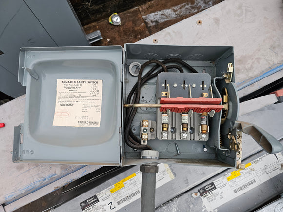 Square D Disconnect 30 Amp 3 Phase 240 Volt Cat# H321N