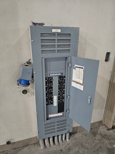 Square D NF 600 Amp Panel With Some Breakers 600Y/347-240 volt 3 Phase 4 Wire