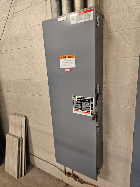 Square D Enclosed Circuit Breaker 600 Amp 600 Volt Cat# LCL36600
