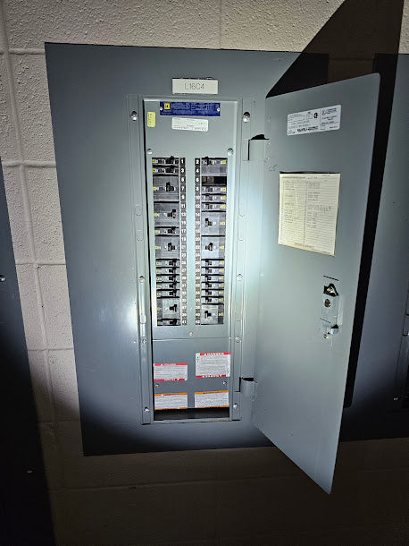 Square D NQOD 225 Amp Panel With Some Breakers 208Y/120-240 Volt 3 Phase 4 wire
