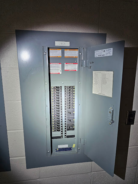 Square D NQOD 225 Amp Panel With Some Breakers 208Y/120-240 Volt 3 Phase 4 wire