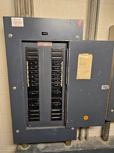 GE NHB 100 Amp Panel With Some Breakers 277/480 Volt 3 Phase 4 wire