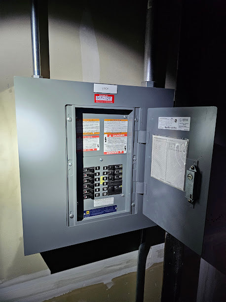 Square D NQOD 100 Amp Panel 208Y/120-240 Volt 3 Phase 4 Wire