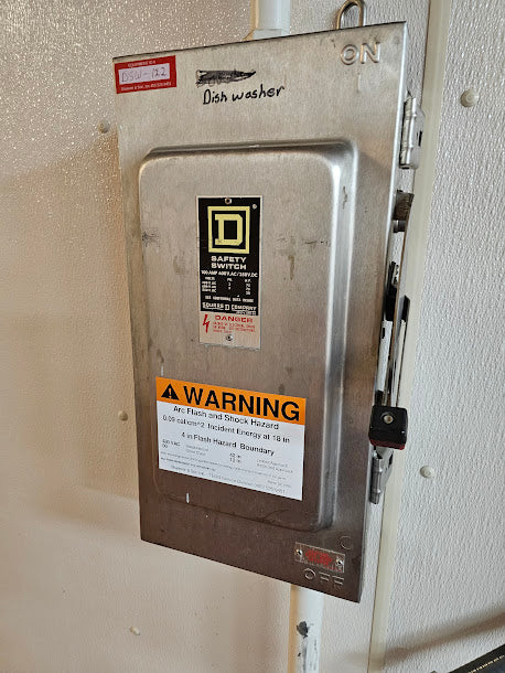Square D Disconnect 100 Amp 600 Volt 3 Phase 75 HP