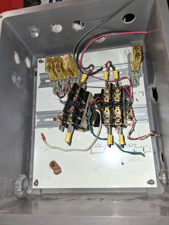 Furnas contactor 30 Amp24 Volt 50/60 Hz