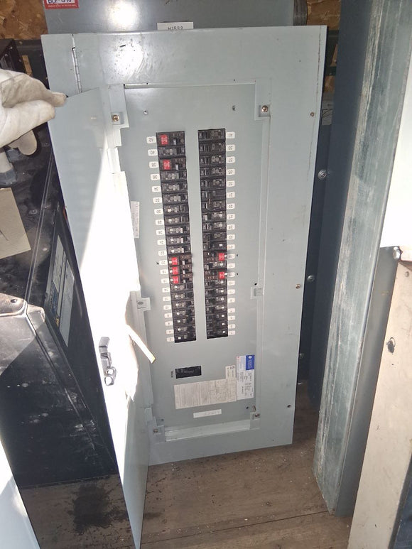 GE 225 Amp Main Panel With Breakers 208Y/120 Volt 3 Phase 4 Wire
