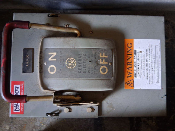 GE Disconnect 30 Amp 600 Volt 3 Pole Fused