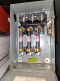 GE Disconnect 30 Amp 600 Volt 3 Pole Cat# TH3351 Model 2 Fused