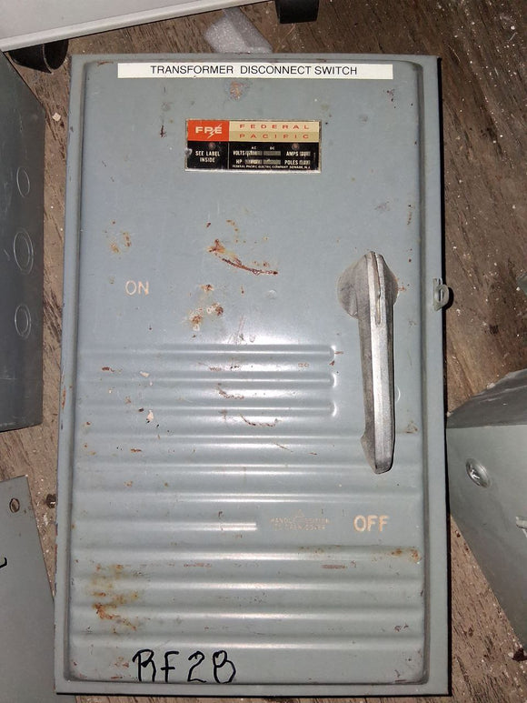 FPE Disconnect 100 Amp 3 Pole 600 Volt Cat# 1136 Un-Fused