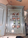 Cutler Hammer Disconnect 100 Amp 240  Volt 1 Phase Max HP 7.5 Fused
