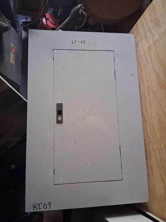 GE 200 Amp Panel With Breakers 240 Volts Cat# AF31F