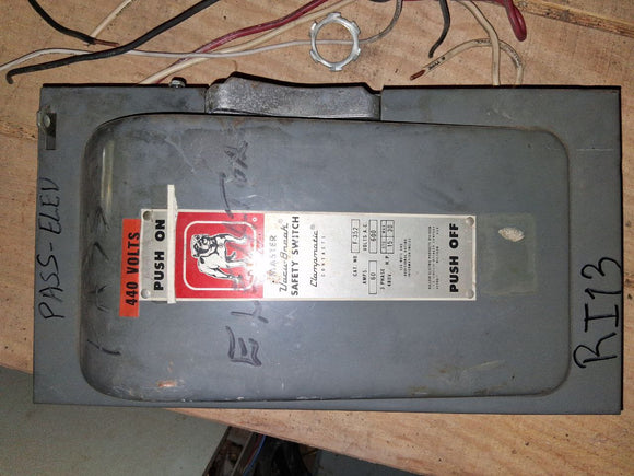 Bulldog Disconnect 60 Amp 600 Volt Cat# F-352 3 Phase
