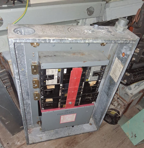 Square D 200 Amp Panel With Breakers 240/480 Volt