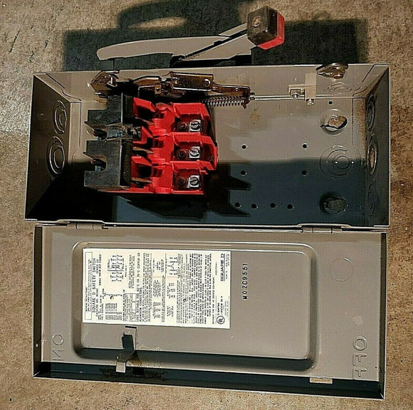 Square D Disconnect 30 Amps 600 Volt Cat# HU361  Unfused