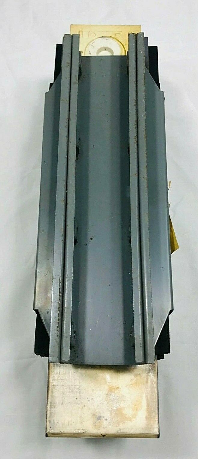 GE 800 Amps DE 1 Bus Duct 600 Volt 3 Phase 4 Wire – IndSurp