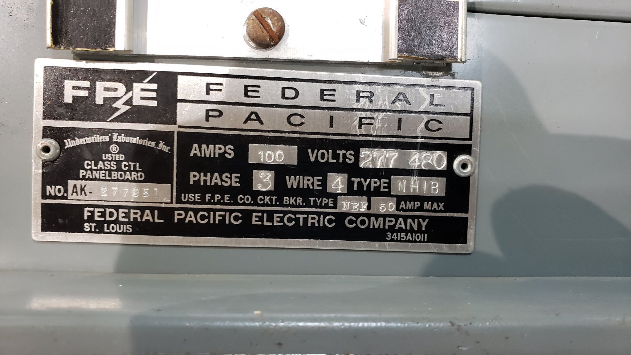 Federal Pacific Panel 100 Amp 480/277 Volt 3 Phase 4 Wire – IndSurp