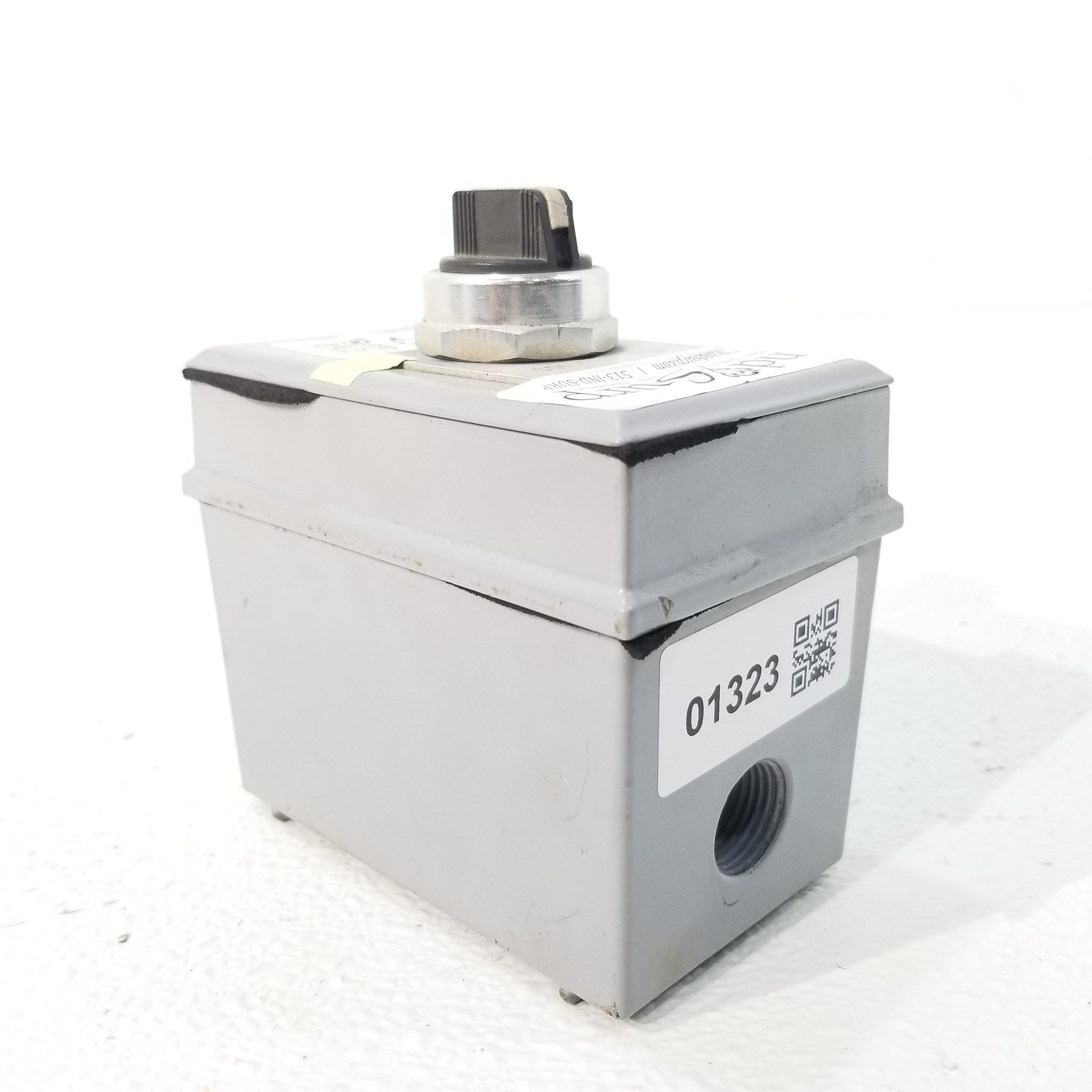 Enclosed Switch