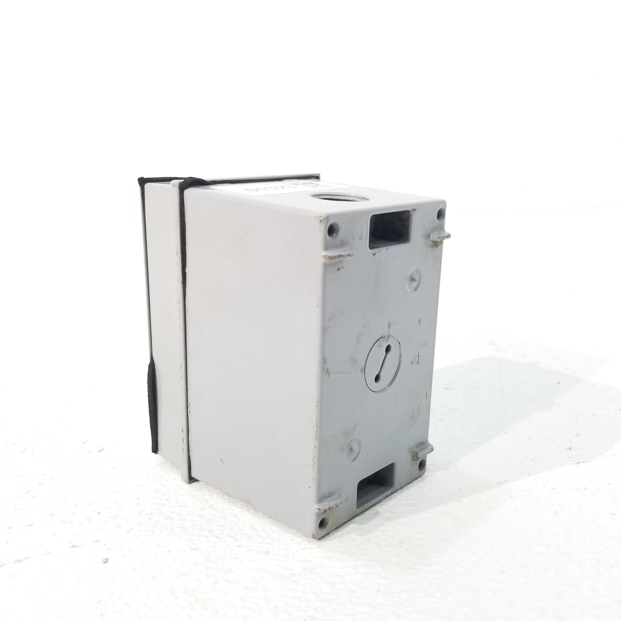 Enclosed Switch