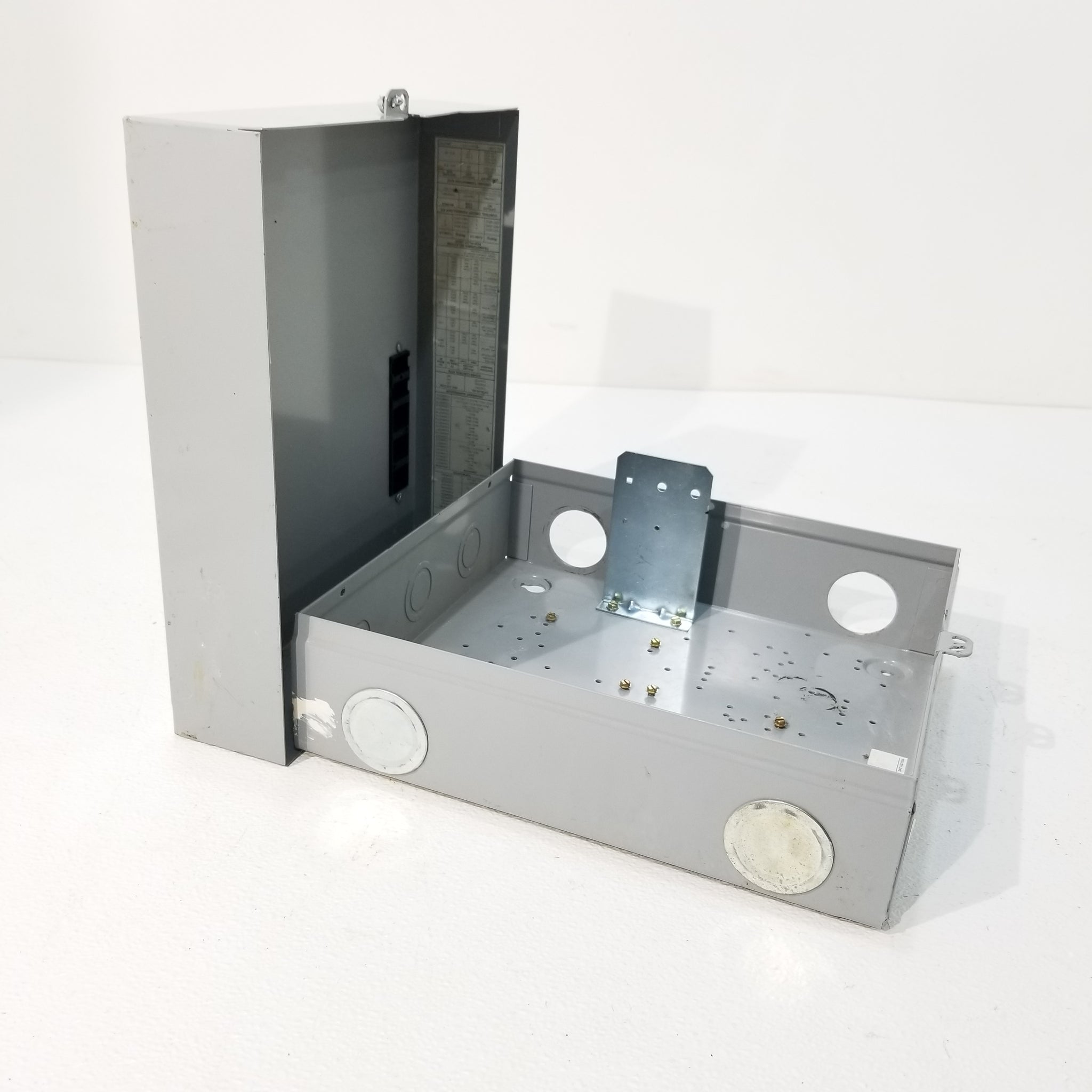 Enclosure Empty